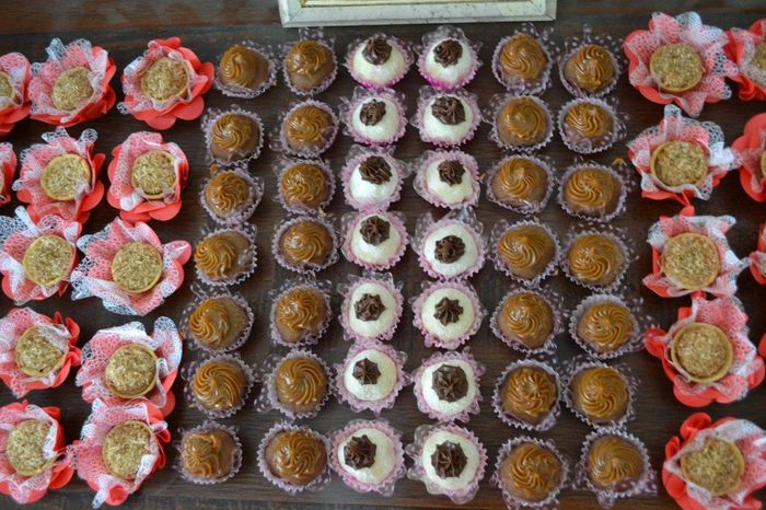 Doces que fizemos para a bodas de diamante dos meus avós (fizemos 1000 unidades)