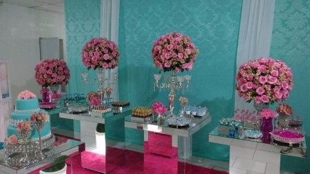 Rosas com detalhes azul tiffany