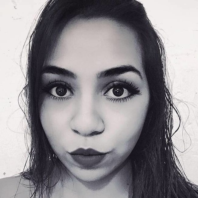 procuro a maquiadora perfeita