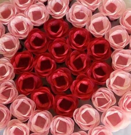 Comprei as forminhas dos doces finos ... ninguém me disse que era tão caro kkk - 1