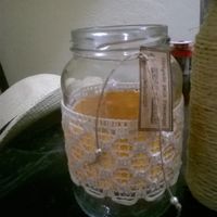 Garrafinha e pote de doce