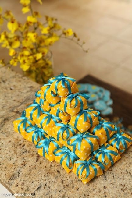 Azul e amarelo