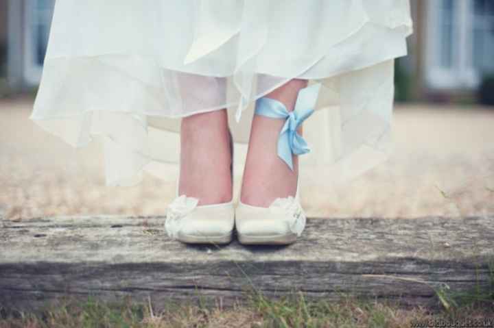 [Tradições]: Something old, something new, something borrowed, something blue. - 8