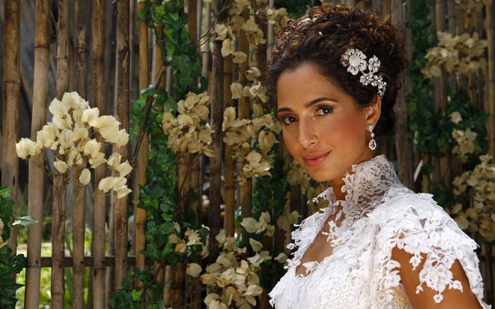 VESTIDO PERSONAGEM ISABEL - NOVELA LADO A LADO