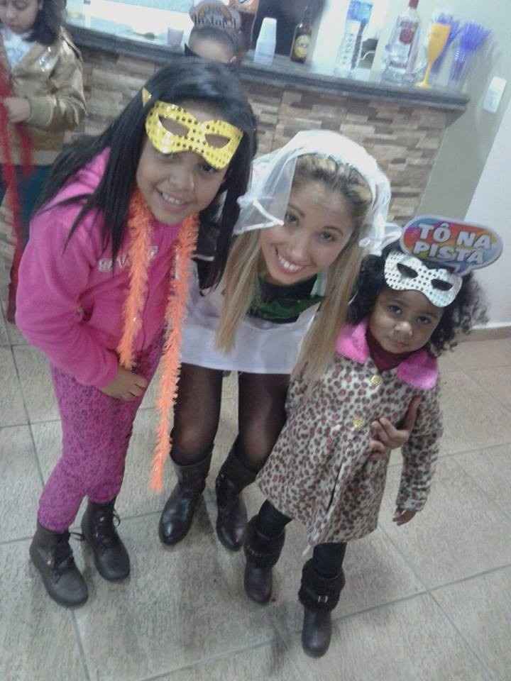 Minhas Joias a da Direita minha filha esquerda afilhada