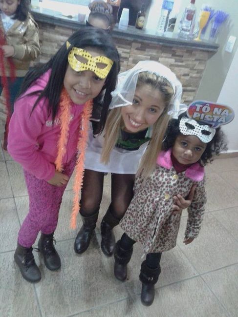 Minhas Joias a da Direita minha filha esquerda afilhada