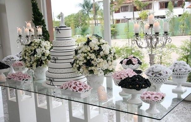 DECORAÇÃO PRETA E BRANCO