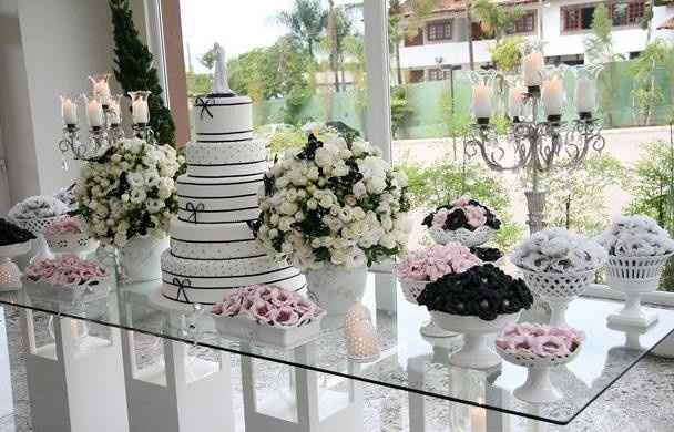 DECORAÇÃO PRETA E BRANCO