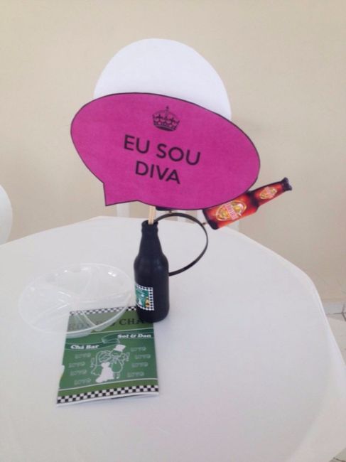 enfeite de mesa e cardápio