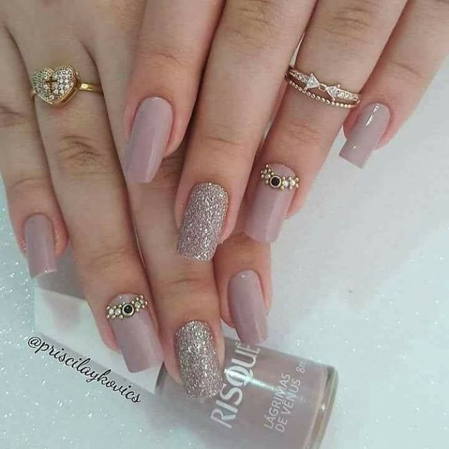 Qual a cor das suas unhas? - 1