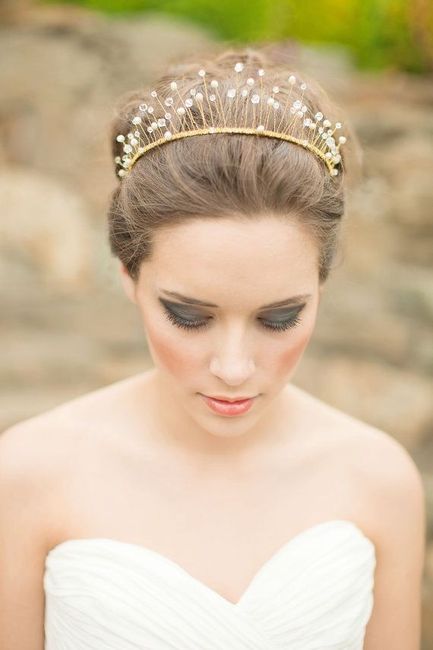 Uma coroa de princesa para enfeitar seus cabelos