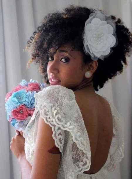 Penteado para noivas cacheadas - 1