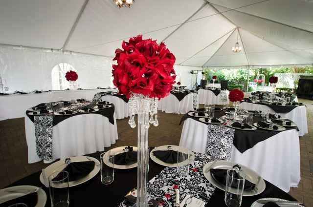 Casamento preto, branco e vermelho