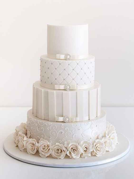 4. Qual bolo de casamento você escolheria?