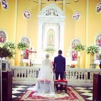 Cerimoria no civil, para cumprir as leis dos homens. E no religioso, para que Deus, nos abençoe, e n