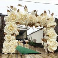 Flores gigantes de papel