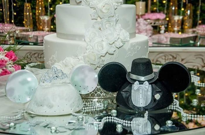 Casamento temático Minnie e Mickey 9