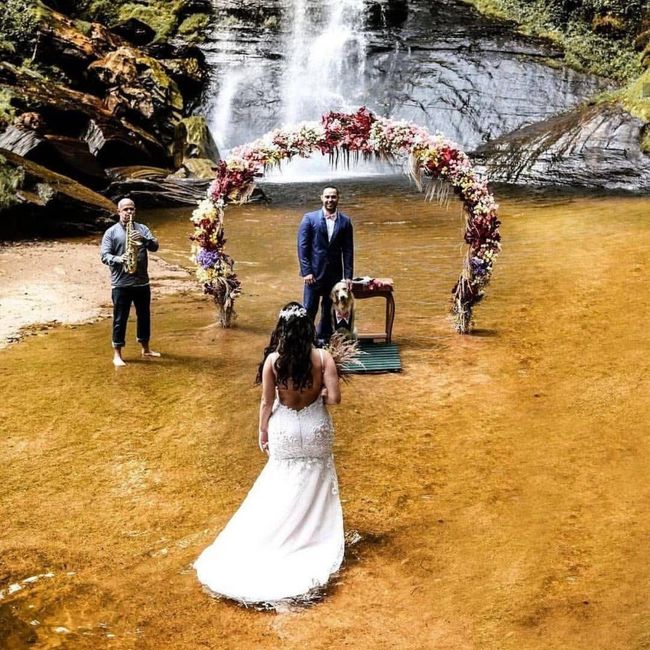 Casamento na cachoeira 🤔🤔 1