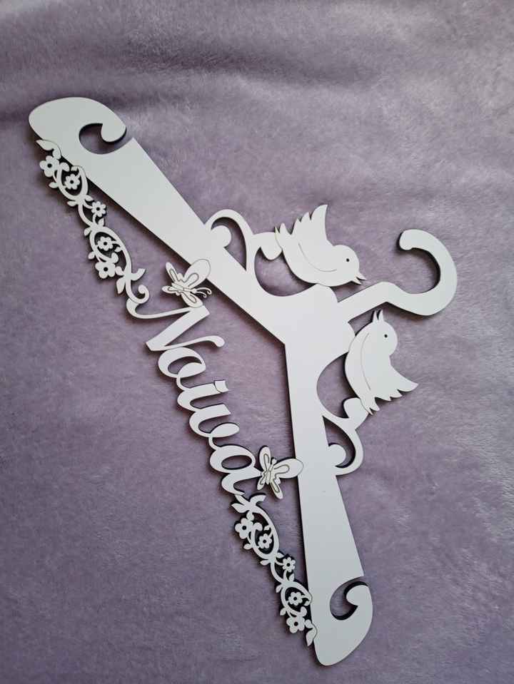 Terá cabide personalizado com o seu nome? Olha esse que LINDO! - 1