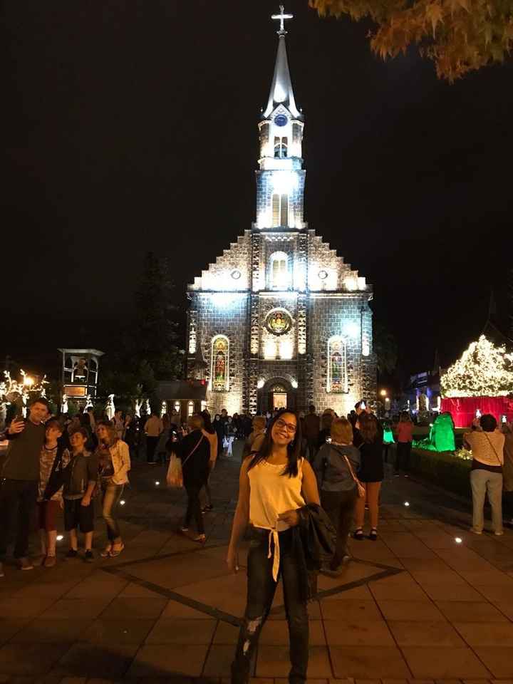 Catedral de São Pedro à noite