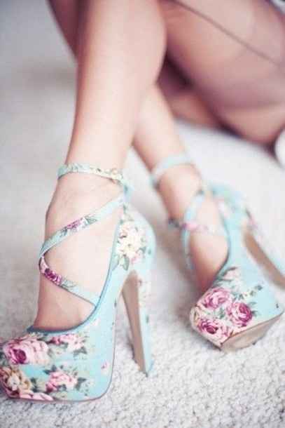 SAPATO MARAVILHOSO *-*