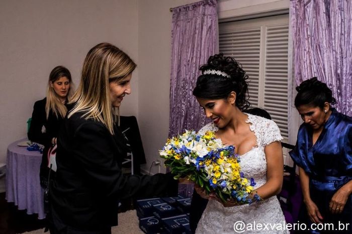 Recebendo o buquê