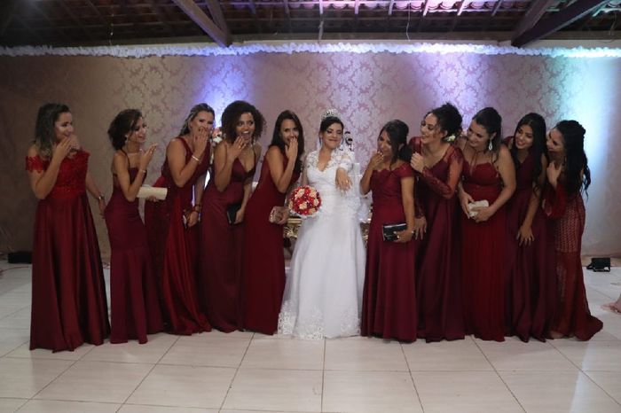 Oiii noivinhas! Boa noite ! Caseei 👰🏻💕🤵🏻😍 no último sábado dia 01/12/2018 ! Tudo simples mais do jei