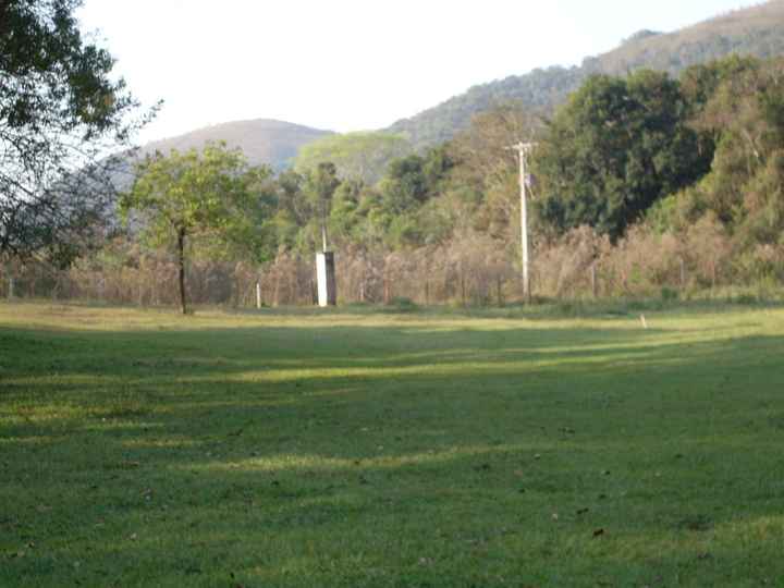 Embaixo