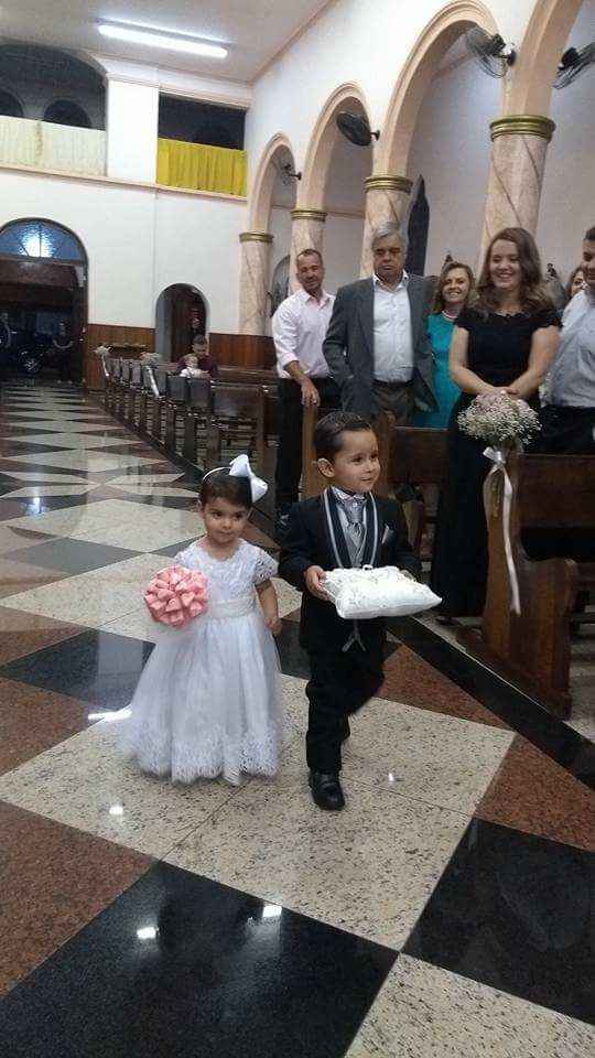 E eles entraram sim, lindoos d+ meus amores!! Ellena e João Lucas 