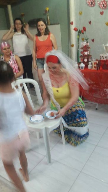 separando a gema da clara kkkkkk
