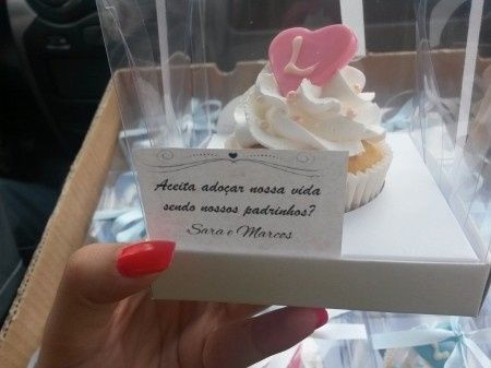 cup cake convite padrinhos