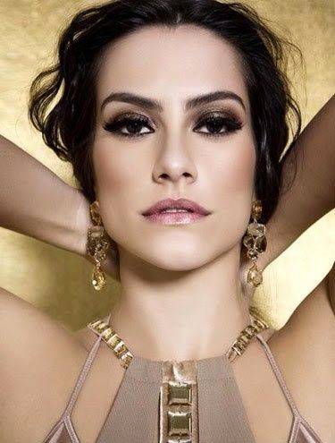 Olhããããão a la Cleo Pires diva