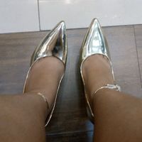 Meninas venham ver meu sapato dourado e me ajudar em uma questão - 2