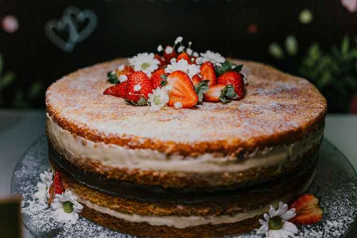 naked cake