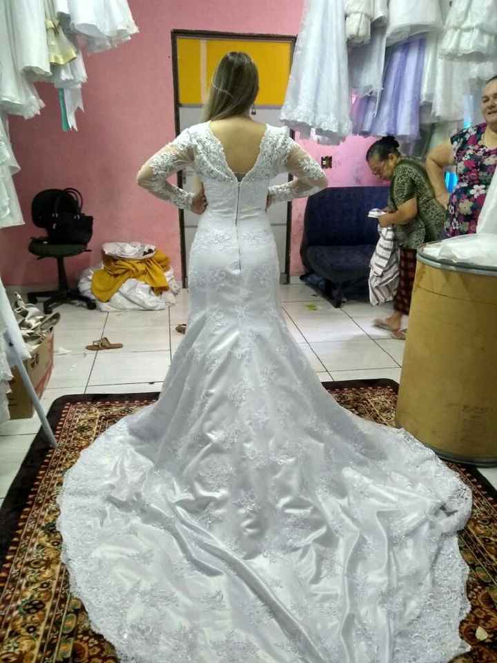 Casamentos reais 2018: o vestido (costas) - 1