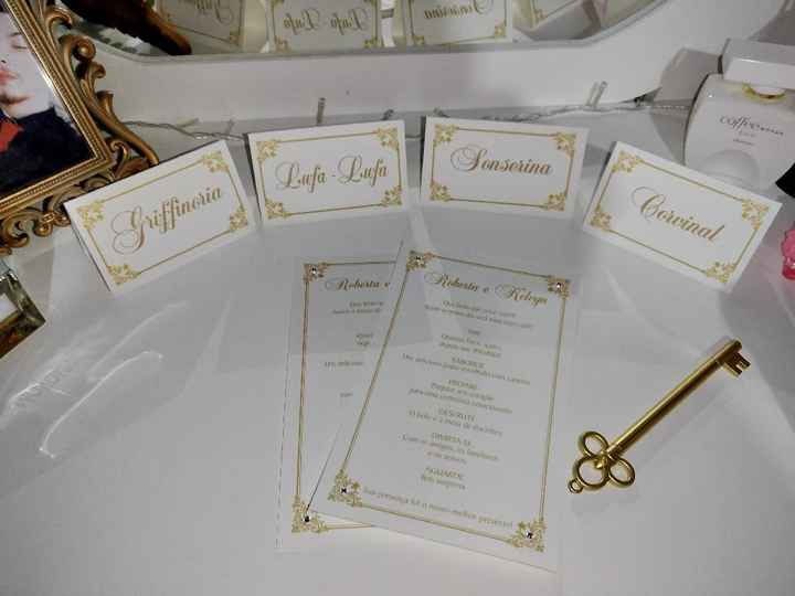 Chegaram meus menus divertidos, nomes das mesas baseadas em Harry Potter e as gravatas dos padrinhos