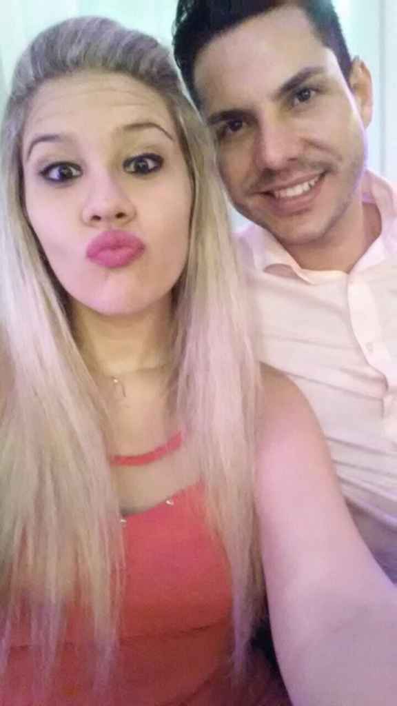 A primeira foto com o seu futuro marido - 2