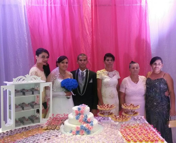 Casando a irmã *''-