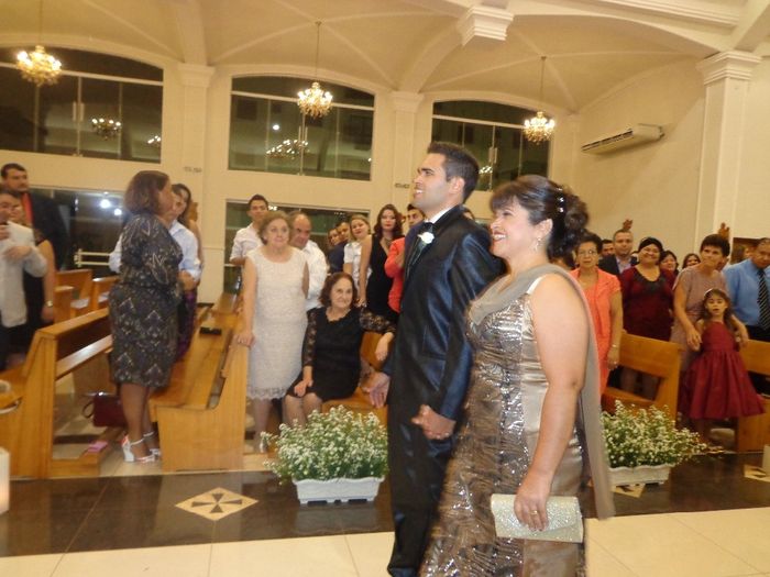 Entrando na Igreja!!