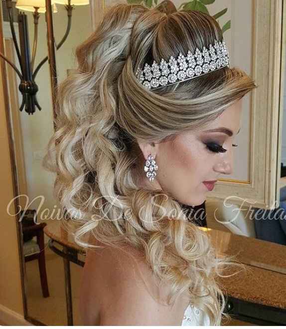 Qual será o tipo do penteado? - 1
