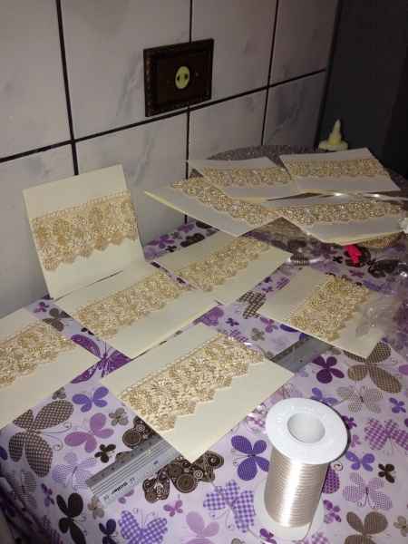 Personalizando convites. 