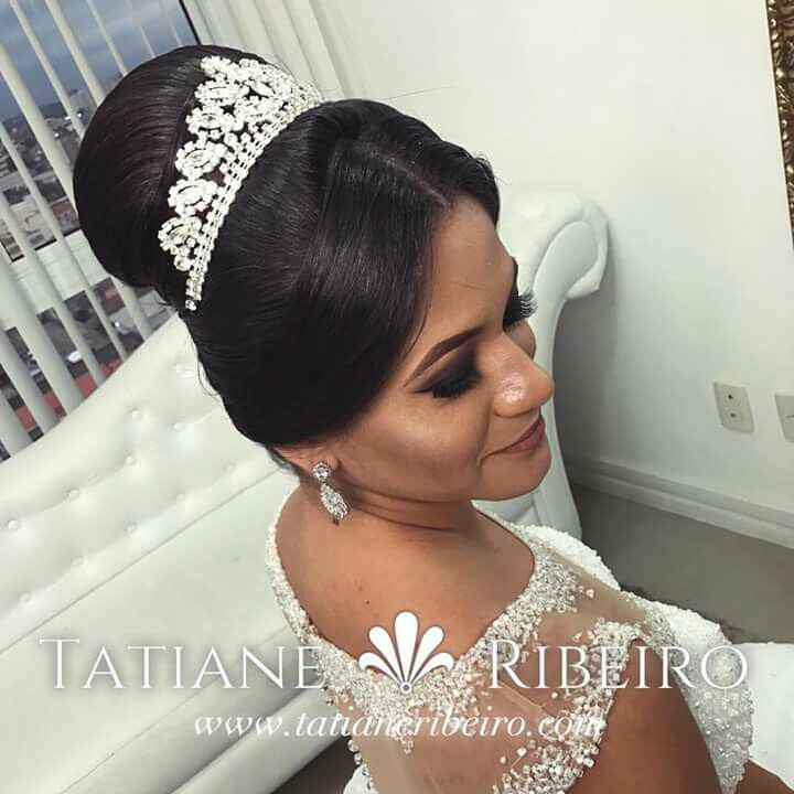 Penteado preso com coroa ! sugestões? - 1