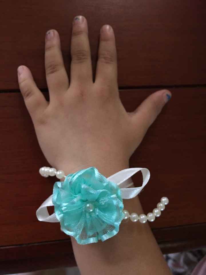 Corsage e presilha - daminhas! - 2