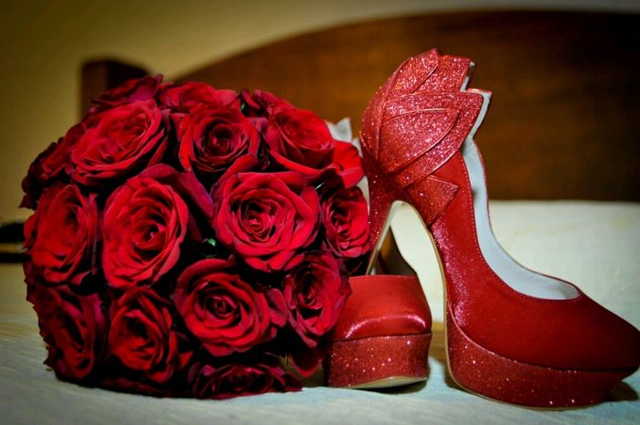 Sapatos vermelhos de noiva...me ajudem escolher - 1