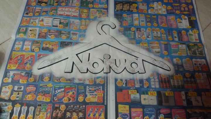 Depois pintei com spray, achei mais fácil que com pincel.