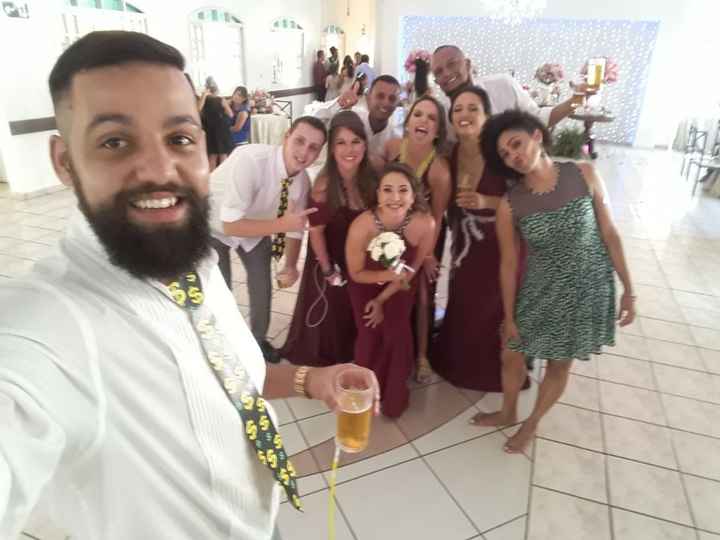 Durante a festa com as madrinhas