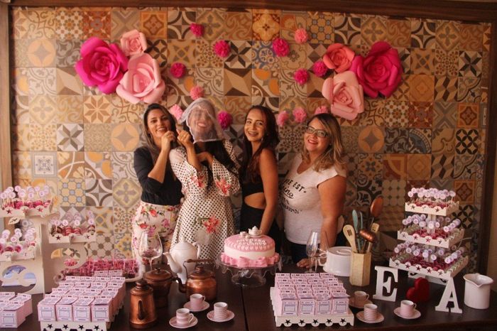 Com as lindas