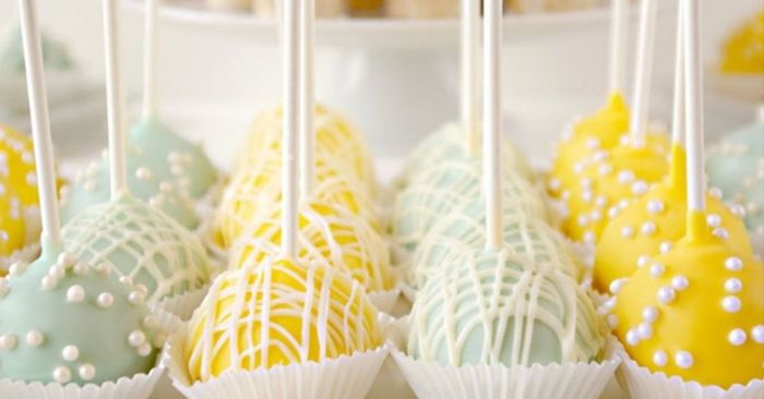 Por que incluir cakes pops na mesa de doces do seu casamento 4