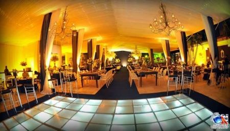 Fechei com o buffet e com a decoração... - 2