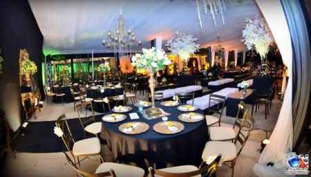 Fechei com o buffet e com a decoração... - 3